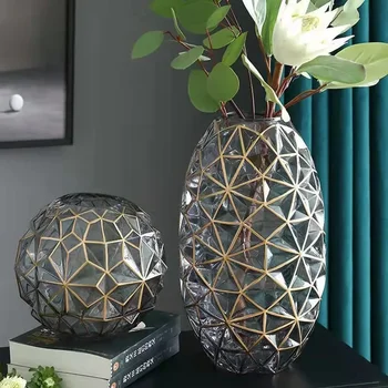 Light Luxury Nordic Glass Vase Украшение гостиной Цветочная композиция Креативная цветочная ваза Аксессуары для украшения дома